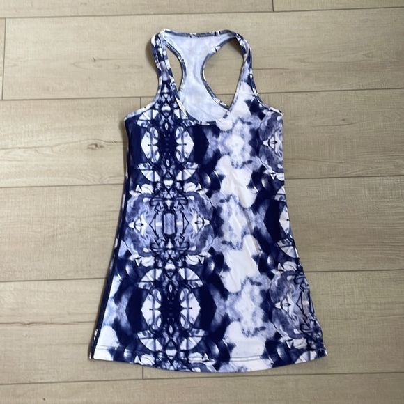 Lululemon Razor back tank - Picture 2 of 4